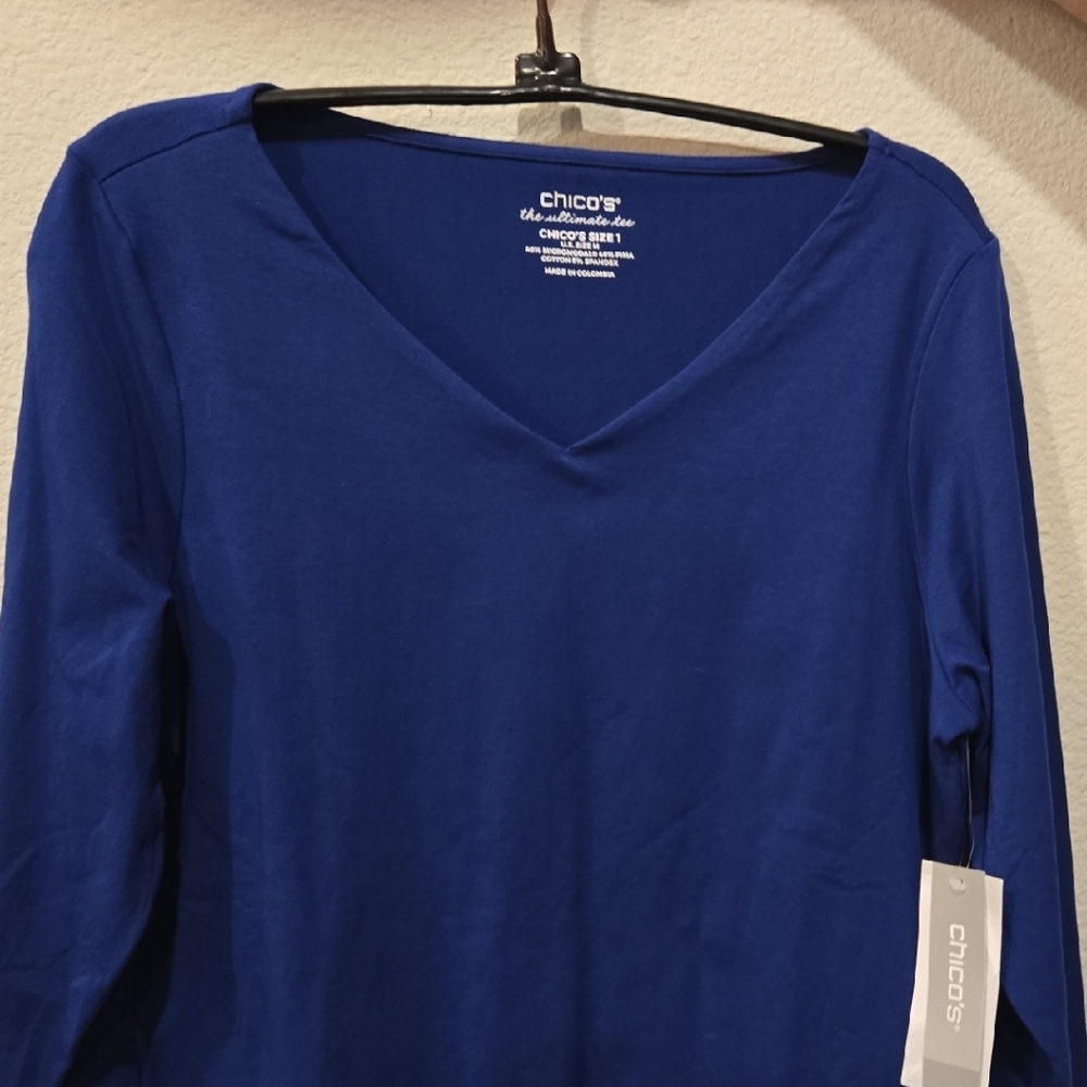 CHICO'S's Royal Blue V-Neck Ultimate Tee / sz 1 (NWT)